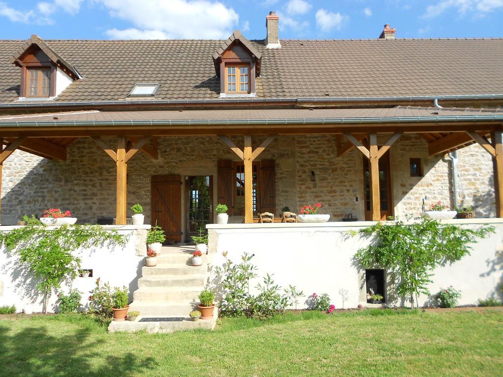 Au Coeur D'Origny Panzió Couches Kültér fotó